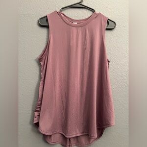 Lululemon tank size M